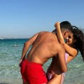 Ena Čolić u ljubavnom zanosu sa pejom: Proslavila rođendan na plaži, pa pokazala izvajano telo u kupaćem: Jovan je ne pušta iz…