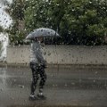 Opet im prete poplave - upaljen narandžasti meteoalarm; Zatvaraju se škole