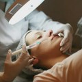 Lekar i medicinska sestra iz Skoplja pokušali da prokrijumčare botoks u poštanskoj pošiljci