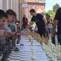 Subotica obeležila Svetski dan šaha simultankom na 64 table