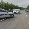 Nesreća kod Malog Požarevca: Automobil završio na krovu, stvaraju se zastoji