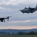 Vojni avion srušio se u Francuskoj: ostaci letelice locirani pomoću drona, pokrenuta istraga