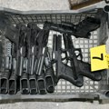 У Нишу ухапшене две особе због недозвољеног поседовања оружја