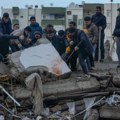 Turska: Sedam povređenih osoba izvučeno ispod ruševina zgrade u Istanbulu