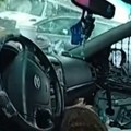 Policajci zaustavili auto, a unutra horor scena Kad su videli rakuna i čime se igra, umalo se onesvestili od šoka! (video)