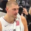 Ovo niste mogli da vidite u prenosu, heroju Jokiću skandirali navijači Denvera uz posebnu poruku