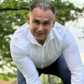 Dragan u uskoj košulji, puca od ponosa! Slavlje u porodici biznismena, sliku objavila misteriozna žena