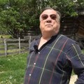 "Moj čika Halid" Pevačica objavila fotografiju sa Bešlićem i emotivnu poruku: Mnogo mi je pomogao...
