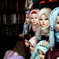 Ова европска земља забранила ученицама покривање главе марамом