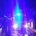 Detalji požara u Malom Mokrom Lugu: Vatrogasci se bore sa vatrenom stihijom, požar zahvatio potkrovlje