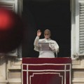 Papa započeo novu godinu apelom za mir