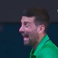 ВИДЕО Ђоковић одговорио на провокацију, открио како га је фрапирао Федерер: „Кад ми викне Роџер – то изазове овакву моју…