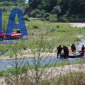 Auto sletelo u reku Moraču: Vatrogasci-spasioci locirali vozilo, ali tragaju za nestalim licem