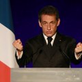 Bivši predsednik Francuske Nikola Sarkozi osuđen na godinu dana zatvora, od čega šest meseci uslovno