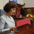 EU o potezu nove predsednice Severne Makedonije: Izrazili žaljenje što Davkova nije upotrebila pun naziv zemlje (video)