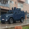 FOTO Severna Mitrovica pod opsadom: Nakon eksplozije kanala stiglo na desetine pripadnika kosovske policije, naoružani dugim…