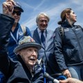 Veteran Dana D i zvezda TikToka Papa Džejk Larson preminuo u 102. godini