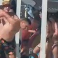 Izbila masovna ženska tuča zbog ruskih pesama Neverovatan snimak zapalio mreže (video)