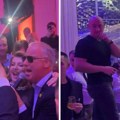 (Video) Viki grli kolegu i peva iz sveg glasa, a desingerica na stolici! Nezapamćeno veselje za Andrejevo punoletstvo trajalo…
