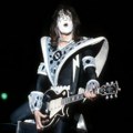 Preminuo Ejs Frejli, legendarni gitarista grupeKISS