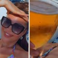 Puca kako izgleda! Ceca u bikiniju raspametila sve, nazdravila pivom i pokazala kako uživa u Španiji