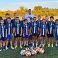 Novi dresovi za mlade fudbalere FK Zabrežje: Ulaganje u decu i sport jedno je od najvažnijih uloga u budućnost