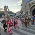 Defile maski i kostima sa bugarskog festivala "Surva" u centru Niša