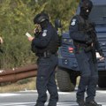 Albanski policajac koji je pucao na srpsku decu brani se sa slobode