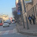 SAOBRAĆAJKA U NIŠU: Sudar autobusa i “pežoa”. Bez povređenih