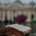 Vernici na Zapadu – između nove poruke Vatikana i liberalne „inkvizicije“