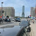 Motor podleteo pod automobil: Saobraćajka na Beogradu na vodi, policija na licu mesta (foto)