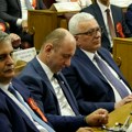 DW: Da li je Vučić dao Crnogorcima zadatak da usvoje Rezoluciju o Jasenovcu?
