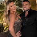 Ko je snajka Dragane Mirković: Atraktivna plavuša živi u Beču: Njene vrele fotografije svi komentarišu, a jedan postupak…