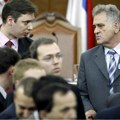 SNS u opoziciji i SNS na vlasti: Zašto Vučić danas ne da izbore, a pre 14 godina na ulici ih je sam tražio?