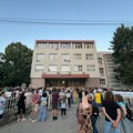 Srednjoškolci i prosvetni radnici poručili u Leskovcu: Nećemo stati i nećemo prestati da pitamo za poginule