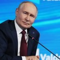 Putin u Sočiju: Rusija spremna da odgovori na „tomahavke“ i na vojne pretnje Zapada