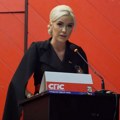 Infulenserka i članica SPS vređa Beširija zbog prijave koju je podneo protiv nje i tvrdi: Srbija ne sme da bude u EU, to je…