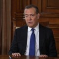 U svom stilu: Medvedev čestitao Novu godinu!