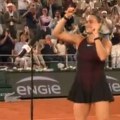 Publika u transu, Sabalenka zaplesala čuveni "munvok" na terenu