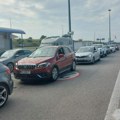 Gužve na graničnim prelazima: Zadržavanje putničkih vozila na Gradini 120 minuta, na Preševu 90 minuta