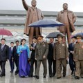 Dronovi, rakete, tenkovi: Kim Džong Un pokazao Šojguu najnovije naoružanje Severne Koreje /foto/