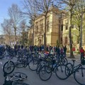 Gimnazijalci osudili pisanje portala lista Alo