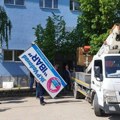 Radnici preduzeća „Vodovod Ibar“ morali da napuste kancelarije, ne znaju da li će se vratiti na svoja radna mesta