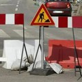 Zatvoren put Mitrovica - Jarak u toku je nanošenje završnog sloja asfalta evo gde se preusmerava saobraćaj