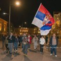 Zrenjaninci sinoć uz bol i bes održali protest podrške majci Dijani Hrki! Probudite se, Srbija krvari! Zrenjanin uz Dijanu…