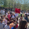 Više od 1000 posetilaca u Leskovcu na manifestaciji „Sa tehnologijom na Ti“