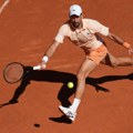 UŽIVO: Novak poklonio brejk, pa ga ekspresno vratio