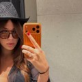 Čolina ćerka sa 10 godina starijim dečkom na Mikonosu: Baškare se u luksuzu, a Uninoj na ruci zasijao i zlatni prsten (Foto)…