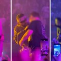 Momak sa Daunovim sindromom ukrao šou na nastupu Jale i Bube! Publika oduševljena, ovo je raznežilo sve
