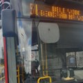 Devojka traži vozača autobusa Desilo se na okretnici, a ona mu ostavila poruku i neće odustati